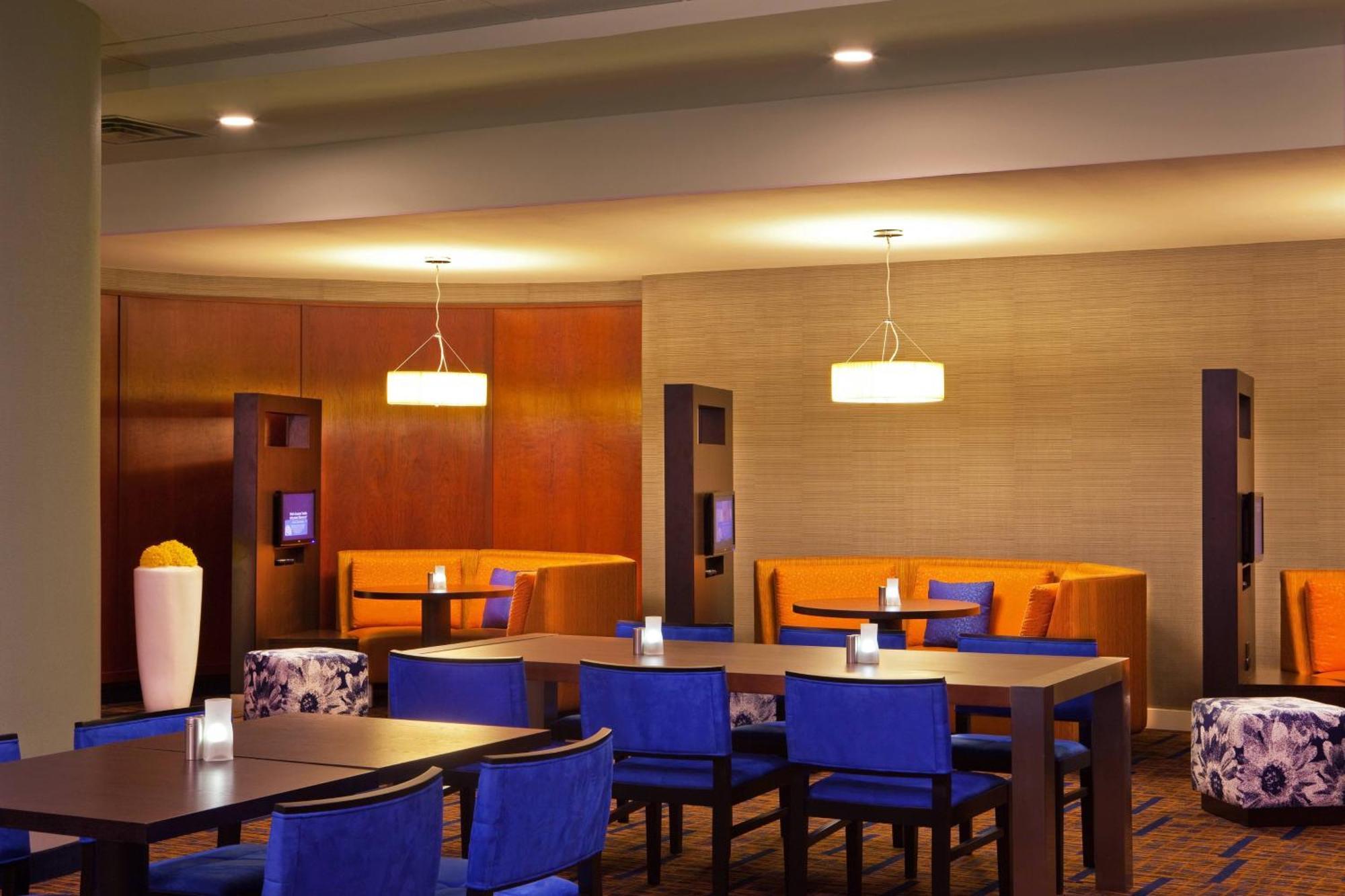 Courtyard By Marriott Alexandria Pentagon South Ξενοδοχείο Εξωτερικό φωτογραφία